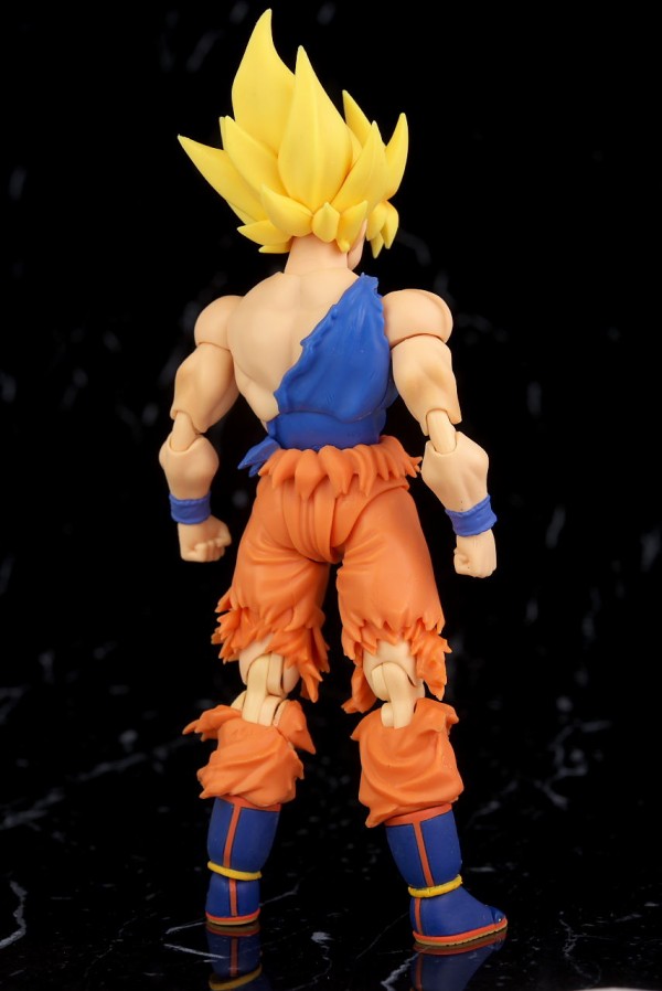 S.H.フィギュアーツ スーパーサイヤ人孫悟空 超戦士覚醒Ver
