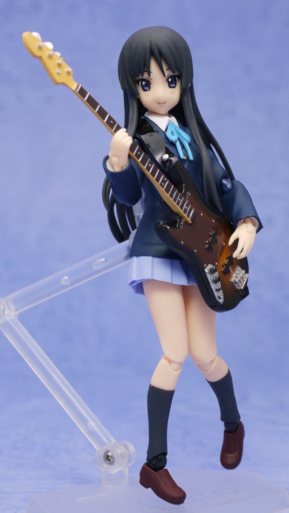 figma　秋山澪 Amazon.co.jp: figma けいおん! 秋山澪 制服ver : Hobbies