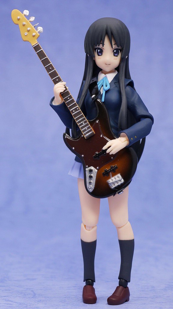 figma　秋山澪 Amazon.co.jp: figma けいおん! 秋山澪 制服ver : Hobbies