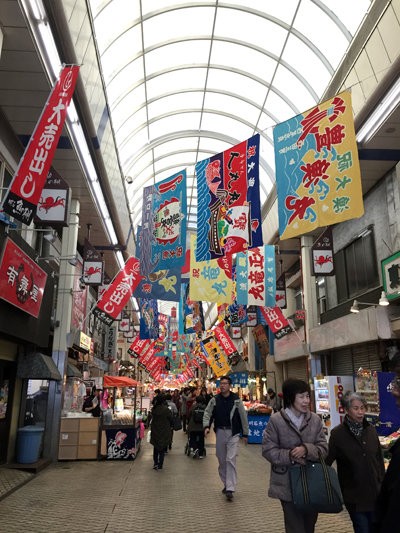 明石 魚の棚 歳末大売り出し 明石鮪屋の食堂 安いネタ 旨いネタ 隠れ家ブログ 立呑み ま 明石 魚の棚 歳末大売り出し 明石鮪屋の食堂 安いネタ 旨いネタ 隠れ家ブログ 立呑み ま