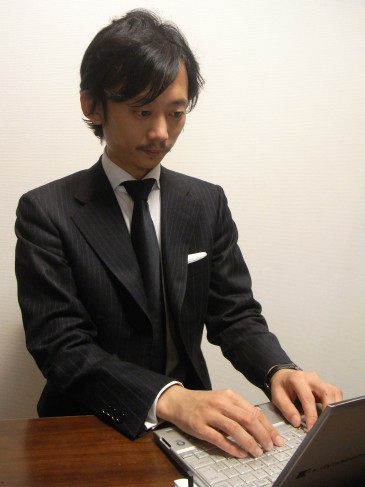 商談に 謝罪に ビジネスに クラシックオーダースーツスタイル ウエディングタキシードは購入かレンタルか 表参道の隠れ家オーダーサロン