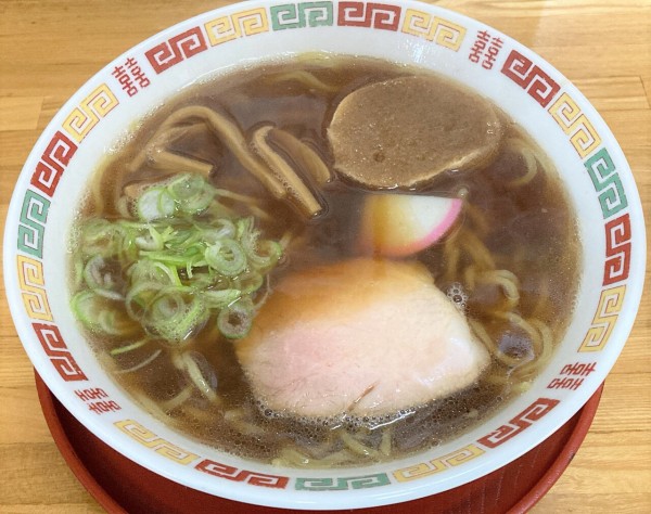 味の宝旬 値段が昭和】函館 老舗 味の宝旬のワンコインな醤油ラーメンで
