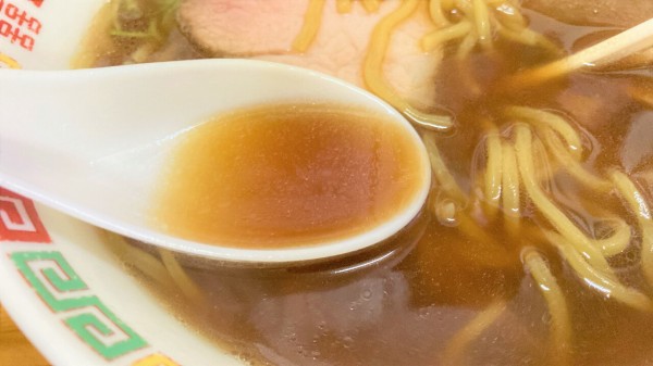 値段が昭和】函館 老舗 味の宝旬のワンコインな醤油ラーメンで思い出す