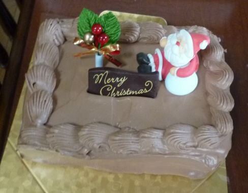 クリスマスケーキとシュトレン 函館の飲み食い日記 Powered By ライブドアブログ