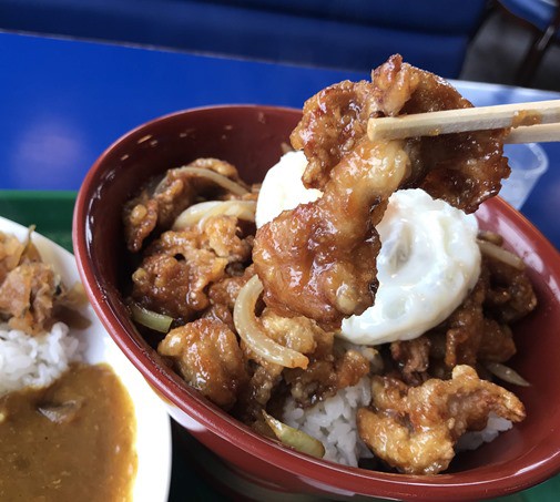 ラッキーピエロの新メニューの 豚の味つけから揚げ丼 とカレー 函館の飲み食い日記 Powered By ライブドアブログ ラッキーピエロの新メニューの 豚の味つけから揚げ丼 とカレー 函館の飲み食い日記 Powered By ライブドアブログ