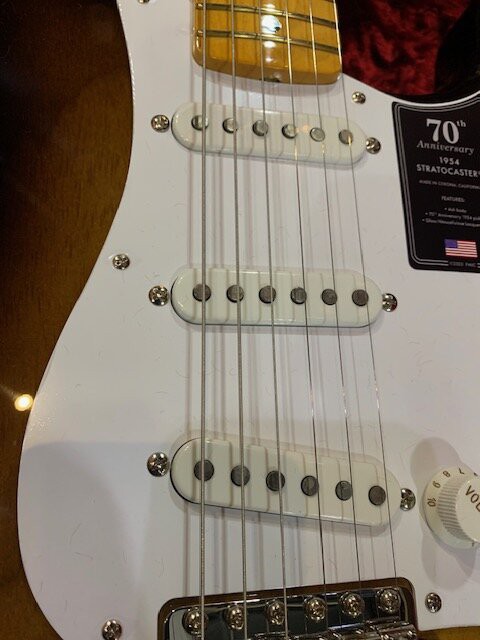 FENDER 70th たべる Anniversary 