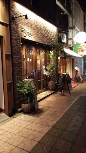 名古屋市中区栄のイタリアンバル ロジョック 浜田洋子