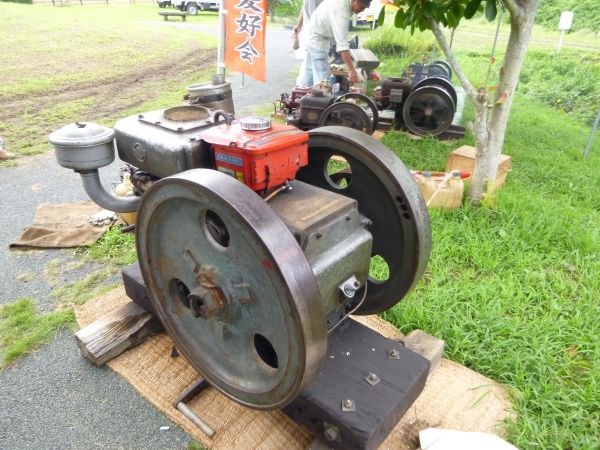 南予発動機愛好会 懐かしの発動機（エンジン）展示と運転会 : はみ男の日記（仮）