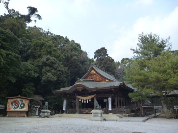 和霊神社の手水鉢 旧 はみ男の日記 仮