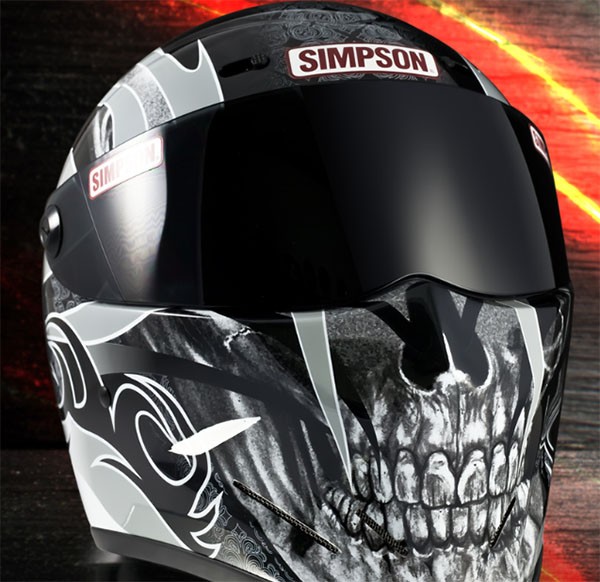 シンプソンのヘルメット、ダイヤモンドバックスカレイプス２って ...