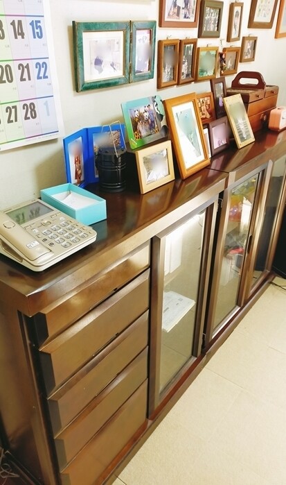 実家の掃除＆片付け】例の騒動のおかげで本棚を前に出して大掃除