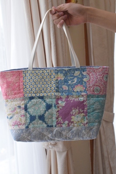 北欧ブランドTilda(ティルダ)のハギレ布でパッチワーク】可愛い☆春色