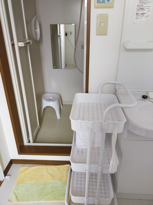 東京・20代男性一人暮らしの部屋2】浴室のものはとりあえずニトリで 