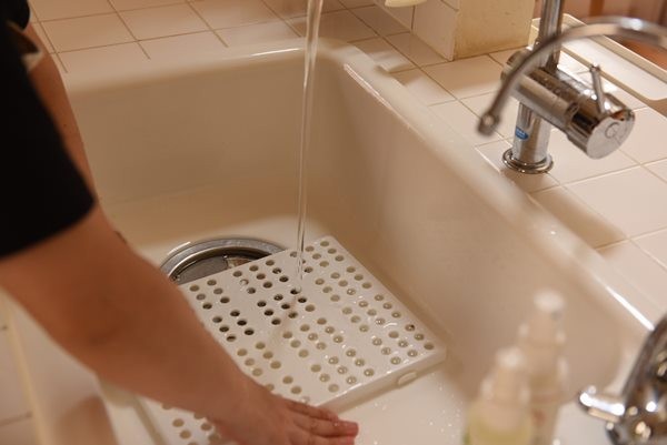 100均】シンクマットはこれに落ち着きましたu2026ジョイントすのこ