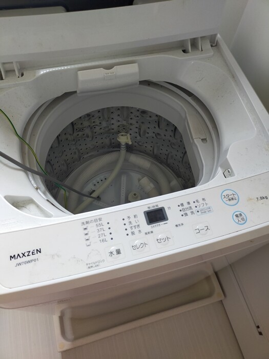 【受け渡し者決定】冷蔵庫・洗濯機・ベッド・カラーボックスまとめて欲しい方いますか？ 家電 セット 家電セット 2点 新生活 一人暮らし 冷蔵庫 洗濯機 90L 5kg