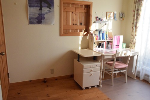 娘の部屋 久しぶりに模様替え Happy Go Lucky 心地いい暮らしのコツ Powered By ライブドアブログ 娘の部屋 久しぶりに模様替え Happy Go Lucky 心地いい暮らしのコツ Powered By ライブドアブログ