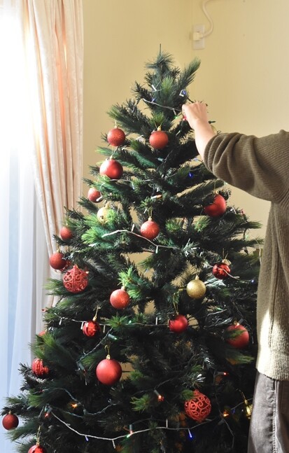 クリスマスインテリア】高さ180cmのゴージャスツリーを飾りました