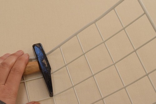 靴箱に収納を増やす ワイヤーネットで棚を作る Happy Go Lucky 心地いい暮らしのコツ Powered By ライブドアブログ