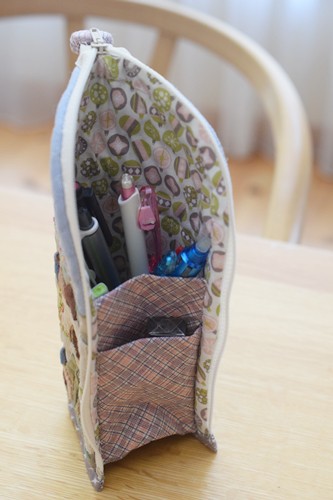 久しぶりにパッチワークらしい作品☆立つペンケース♪ : happy-go