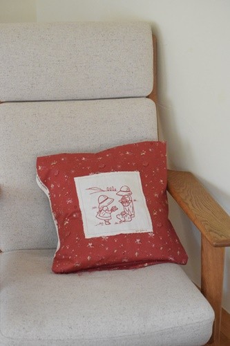 矢沢順子さんのキルト】レッドワークでスーちゃんの刺繍 : happy-go