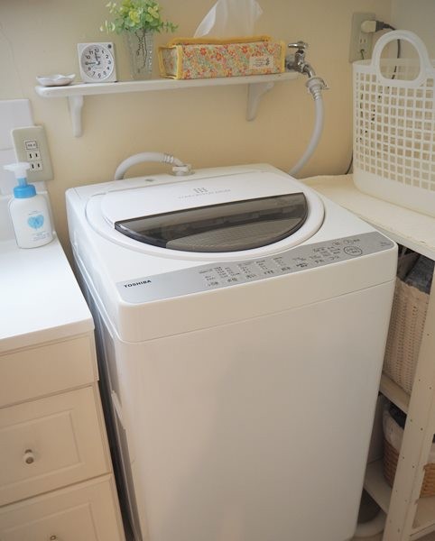 買ってから一年経たない、ほぼほぼ新品状態の洗濯機です。 - 洗濯機