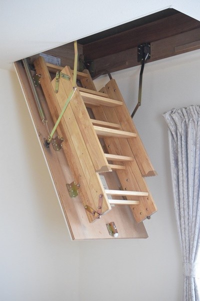 いよいよ春休み 小屋裏収納をチェックして いらないものを粗大ごみに出す 断捨離 Happy Go Lucky 心地いい暮らしのコツ Powered By ライブドアブログ