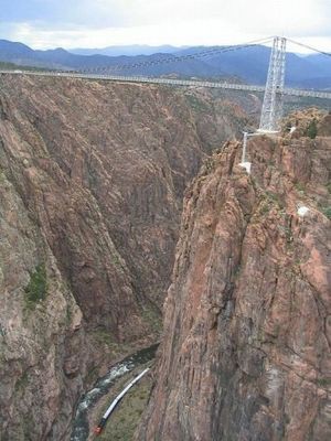 ロイヤル・ゴージ・ブリッジ（321m）：米国コロラド州 : バンジースポット