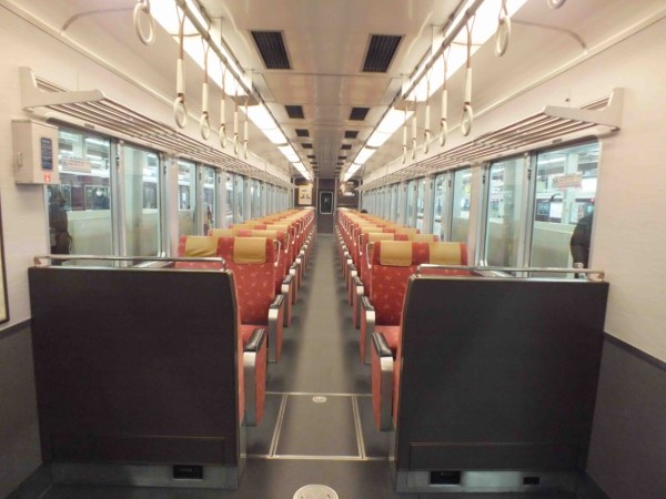 阪急電車 ６３００系座席 座面のみ albertaconcussioncentre.ca