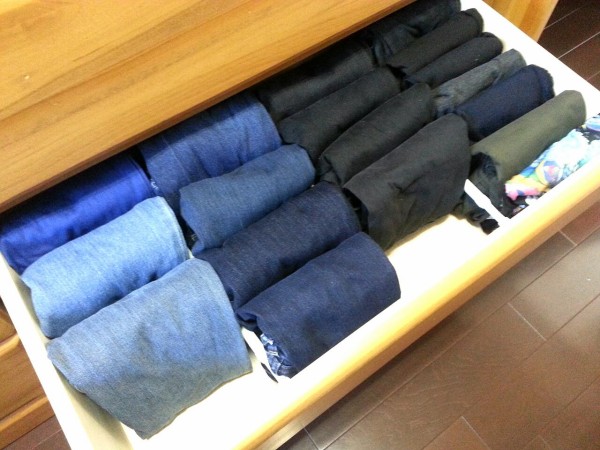 お買い物 と スキニーパンツの畳み方 Happy Living 削ぎ家事研究室 Powered By ライブドアブログ