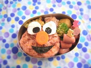 エルモ弁当 きょうのお弁当 楽しくおいしいキャラ弁作り