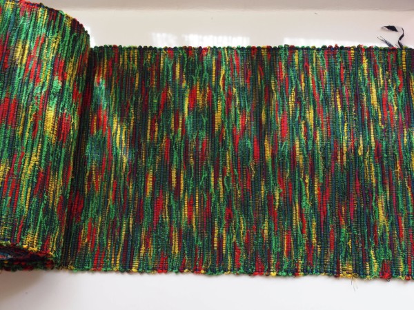 子供時代の着物を裂き織りラグにリフォーム にゃんと私の毎日がお楽しみ袋