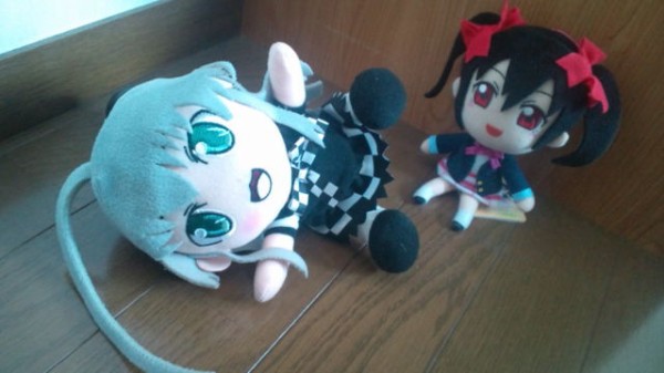 ニャル子さん ついに映画化 と思ったら劇場公開 這いよれ ニャル子さん 1期の感想 0 にぎる