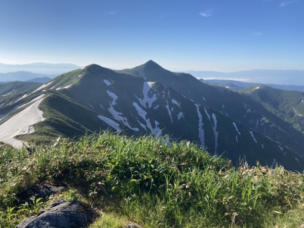 大朝日岳 朝日鉱泉口 山頂避難小屋泊 はせ Skier S Blog