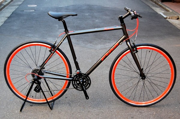 エントリークロスバイクの定番アブソリュートが、パレットと名を変え