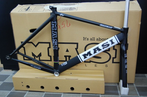 MASI Coltello : 橋輪