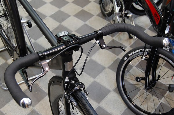 OSSO の NEW ピスト ACUTO 1.5 【橋輪Blog】 : 橋輪