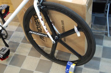 AEROSPOKE : 橋輪