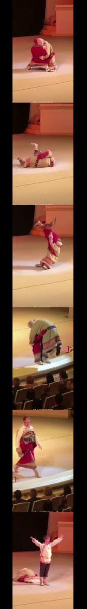 衝撃動画 ロシア人の2人が すもう で大接戦 予想外すぎるまさかの展開にネットが大絶賛ｗｗｗｗｗｗ はちま起稿