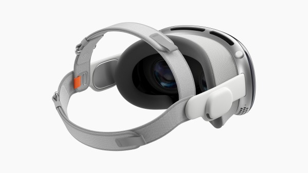 Apple-Vision-Pro-availability-back-angle