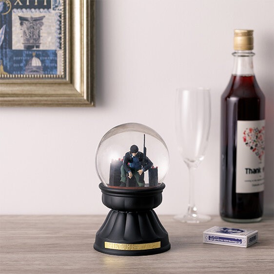 snowglobe_main_r01