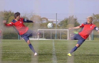 キャプテン翼 の必殺技 ツインシュート をjリーガーが完全再現 かっけええええええええ はちま起稿