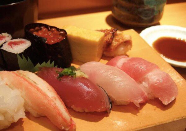 とある寿司屋さん 会計を4万円ぴったりにするために最後のお茶を1杯1000円で提供し 消費税の二重計上をした疑いで炎上してしまう はちま起稿