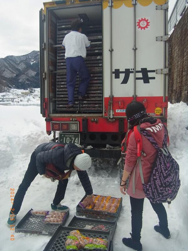 山崎パン が積荷のパンを配れた理由が素敵すぎて泣ける W はちま起稿