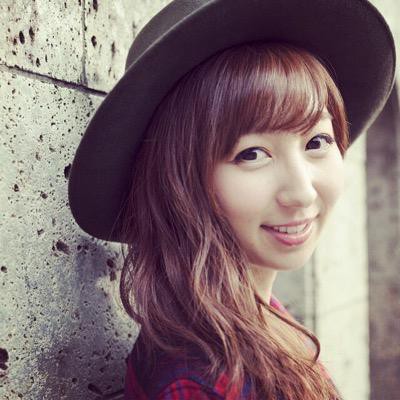 etreZ2b7_400x400