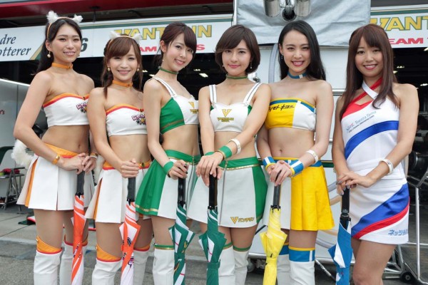 F1 レースクイーンやめるってよ 時代にも ブランドにも合わないんで ハフポスト