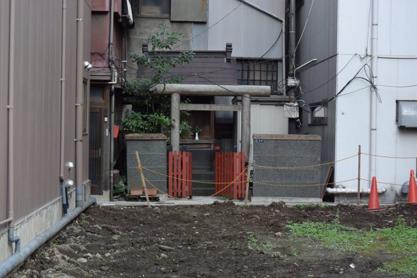 画像 ビル取壊しで秋葉原の隠れスポット 花房神社 が遂に全貌を現した これは参拝せねば はちま起稿