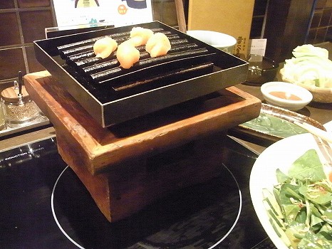 ホルモン系おつまみも充実しているモツ鍋屋さんです 健康美食 博多もつ鍋と炭火ホルモン焼 黄金屋 恵比寿店 恵比寿 新宿グルメ ランチ 新宿ハツミシュラン