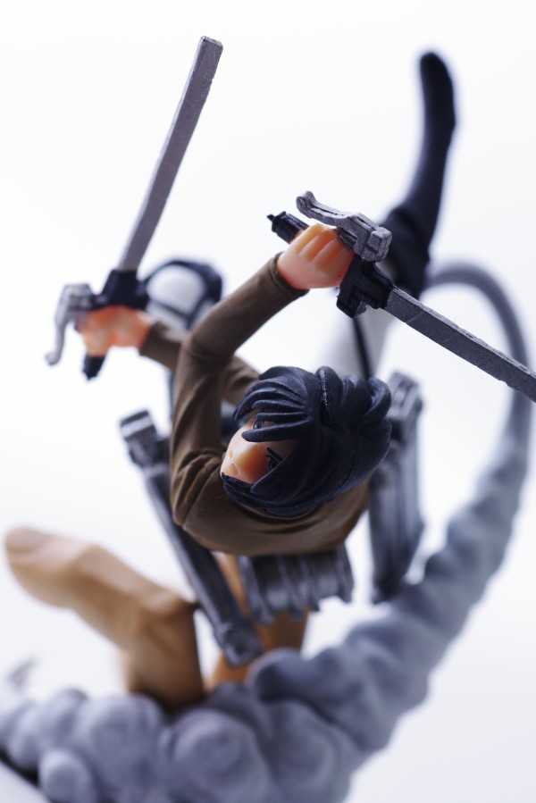 海洋堂 カプセルqキャラクターズ 進撃の巨人 絶望と反攻のヴィネット レビュー ガチャガチャ 真紅のハルヒ