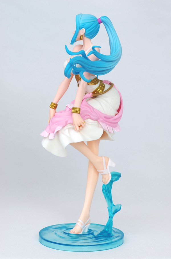 ワンピース Glitter Glamours ネフェルタリ ビビ レビュー バンプレスト プライズ るうむ プライズフィギュアレビュー