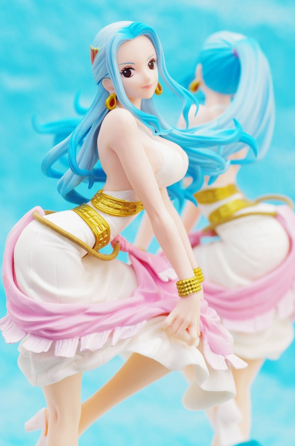 ワンピース Glitter Glamours ネフェルタリ ビビ レビュー バンプレスト プライズ るうむ プライズフィギュアレビュー